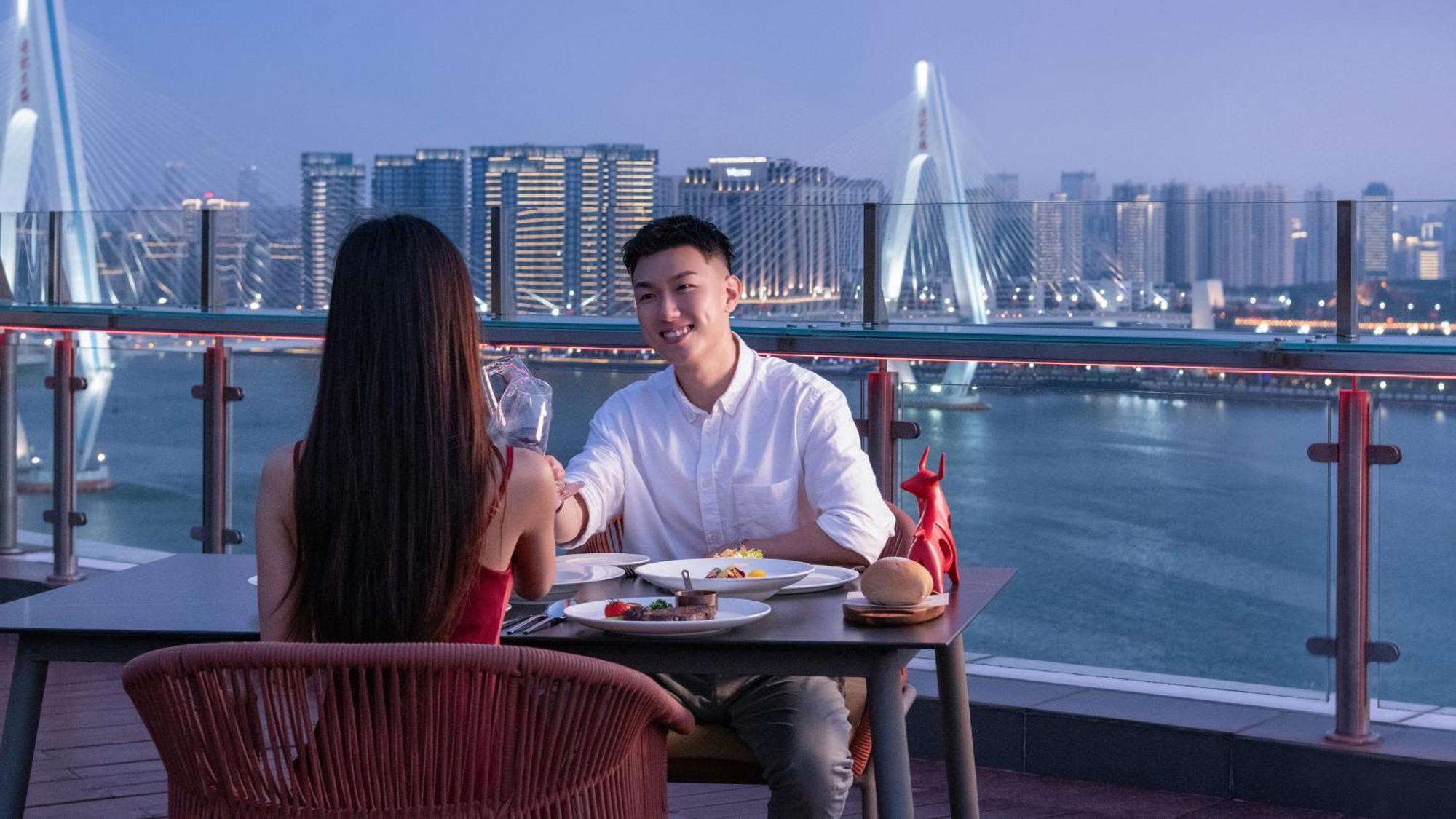 Hotel Intercontinental Haikou Seaview By Ihg 5*
