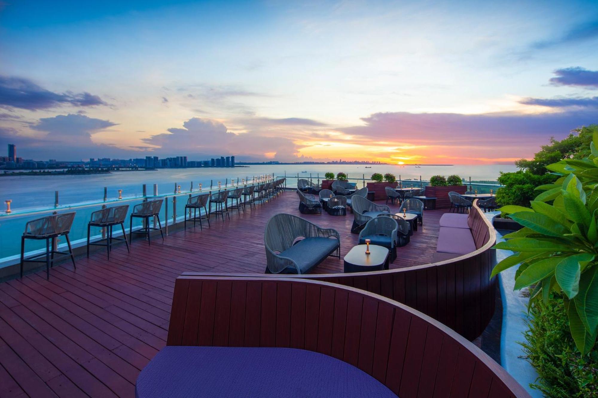 Intercontinental Haikou Seaview By Ihg Hotel